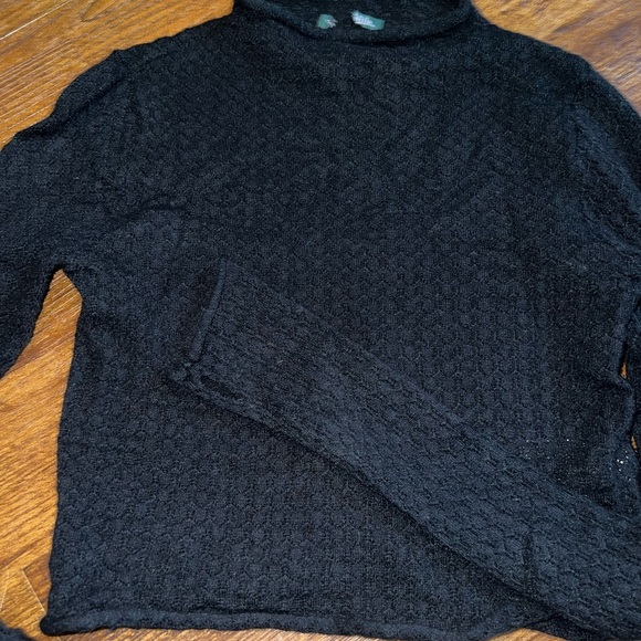 Wild Fable Black Long Sleeve Mock Neck Crop Top w Thumb Holes Size S - Picture 6 of 14